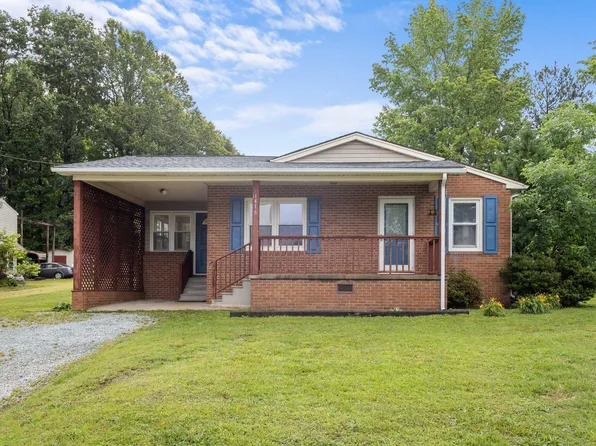 1416 Chestnut St, Roxboro, NC 27573