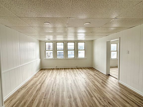 2nd image of 527 Broad Ave Unit 1