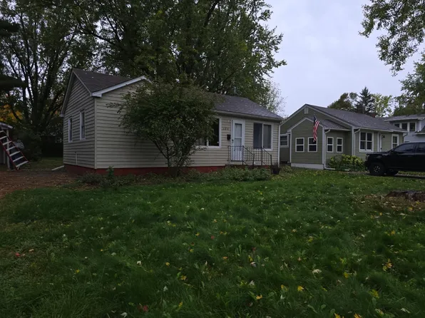 454 E 6th St, New Richmond, WI 54017