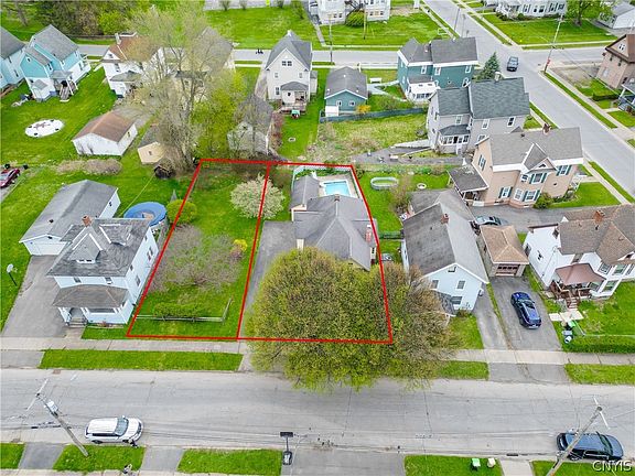 3rd image of 506 Prescott St