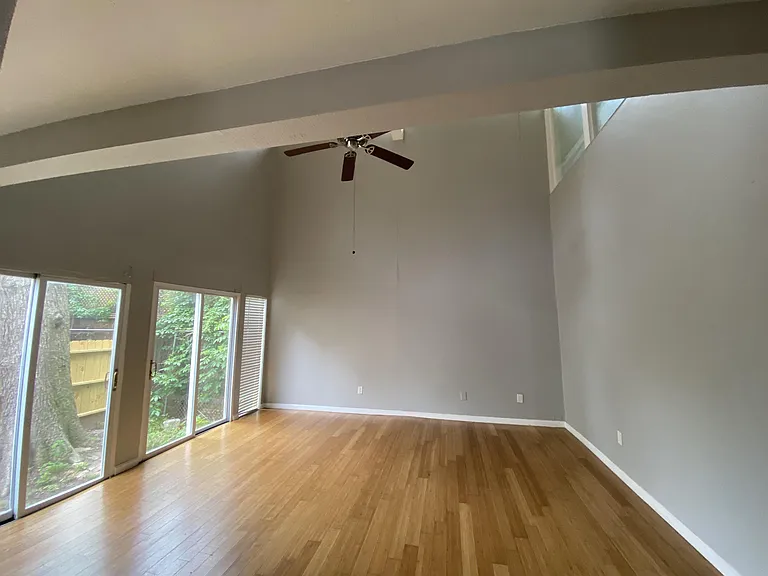406 Hawthorne St — Photo 5