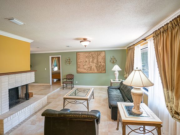 5th image of 8351 Allwood Ct