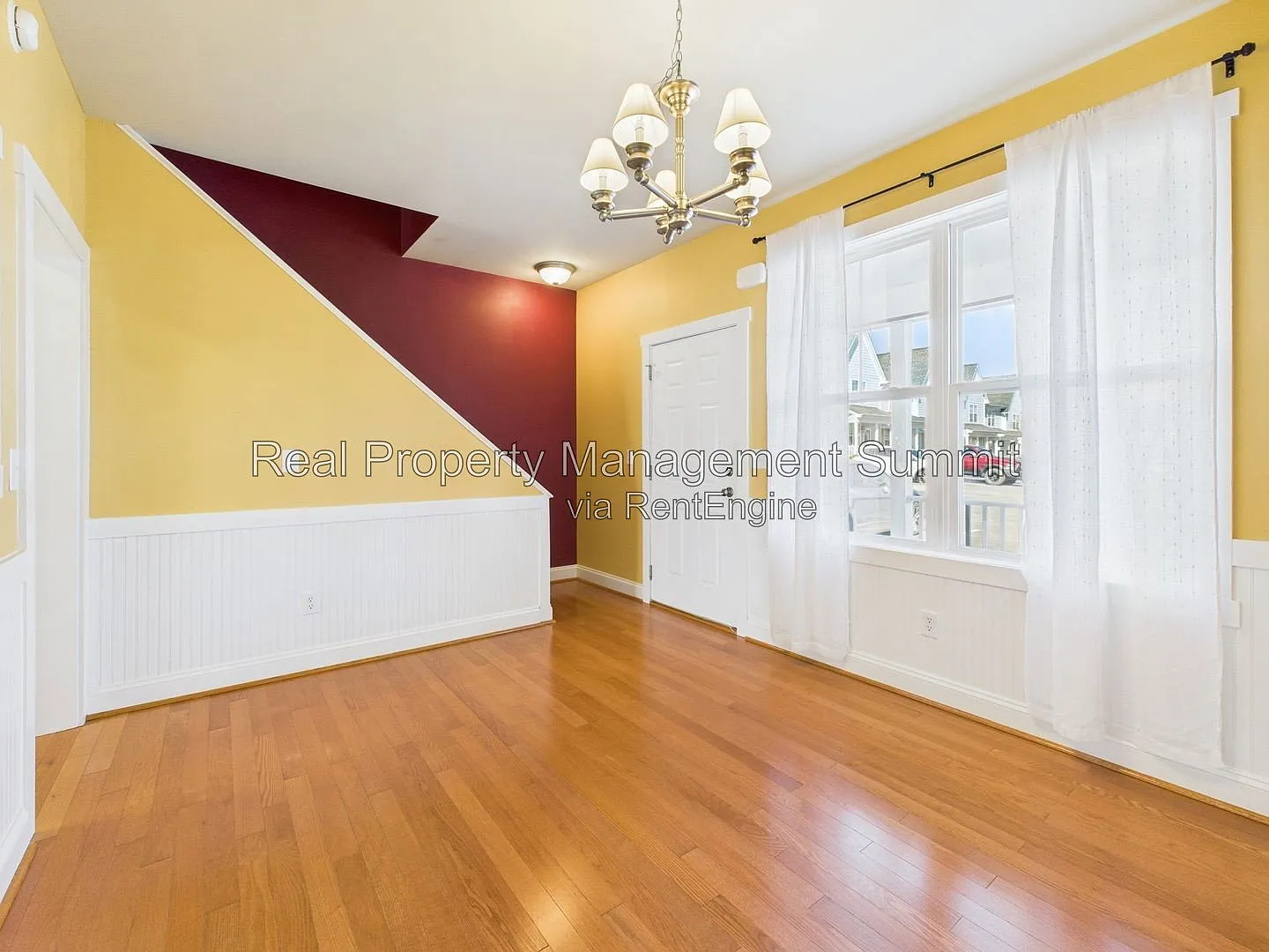 2 bed, 2.5 bath, 1224 sqft, $1,900 — Photo 4
