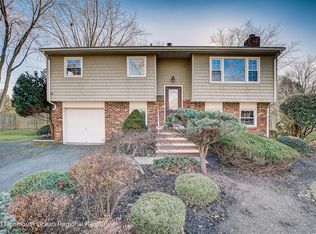 8 Karyn Ter E, Middletown, NJ 07748