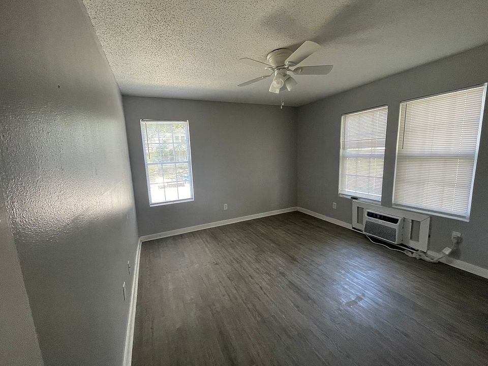 2nd image of 425 W Tennessee St APT B