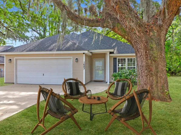 1683 Pierpont Ave, Charleston, SC 29414