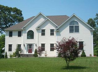 4 Birdseye Rd, Shelton, CT 06484