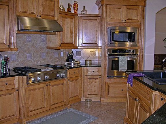 3rd image of 4002 Lazy Brook Dr