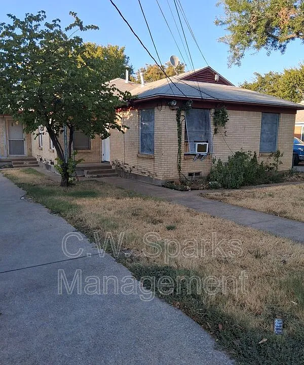 3019 Avon St