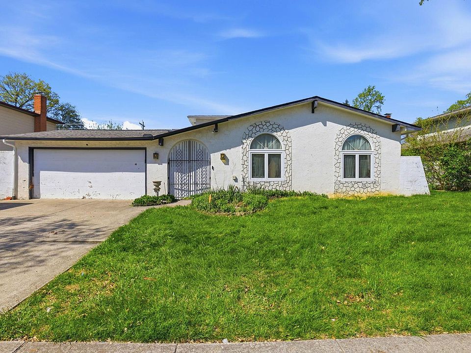 1st image of 2212 Blackoak Ave