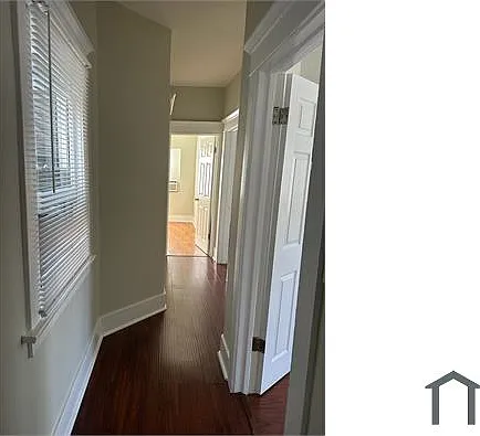 1783 N Gower St — Photo 2