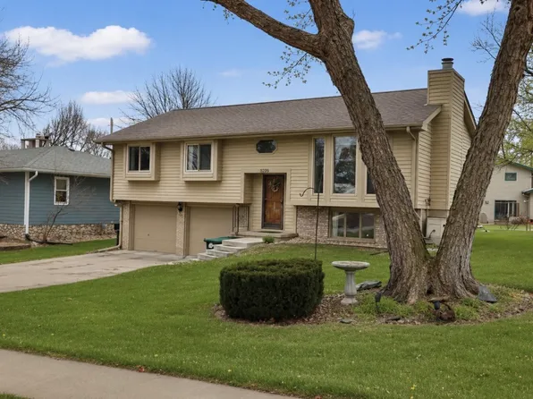 13579 Y St, Omaha, NE 68137
