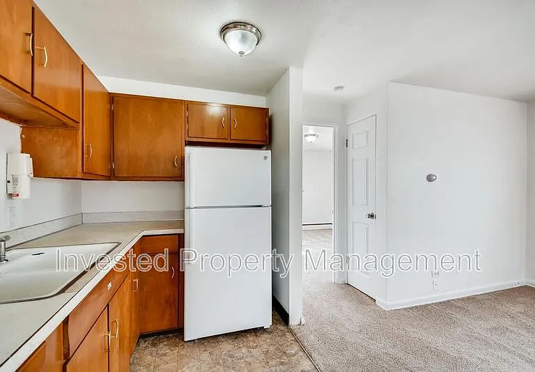257 E Powers Ave #3 — Photo 3