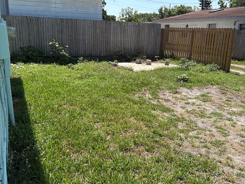 2nd image of 4402 44th Ave N APT B