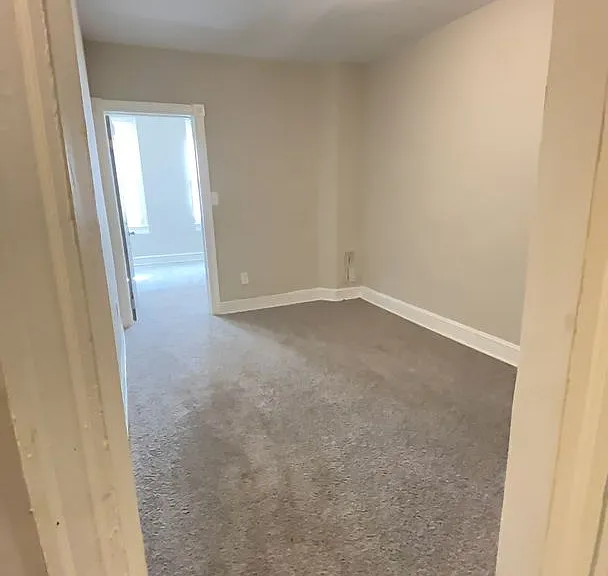 520 N Decker Ave — Photo 6