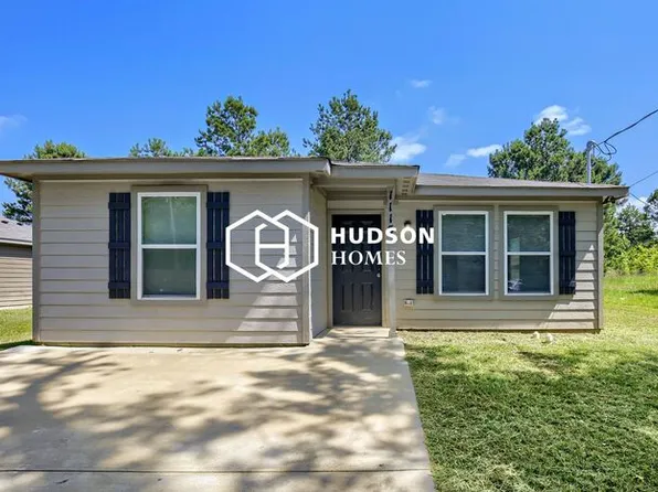 1115 E Birdsong St, Longview, TX 75602