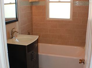 1912 Carlisle Rd, The Village, OK 73120