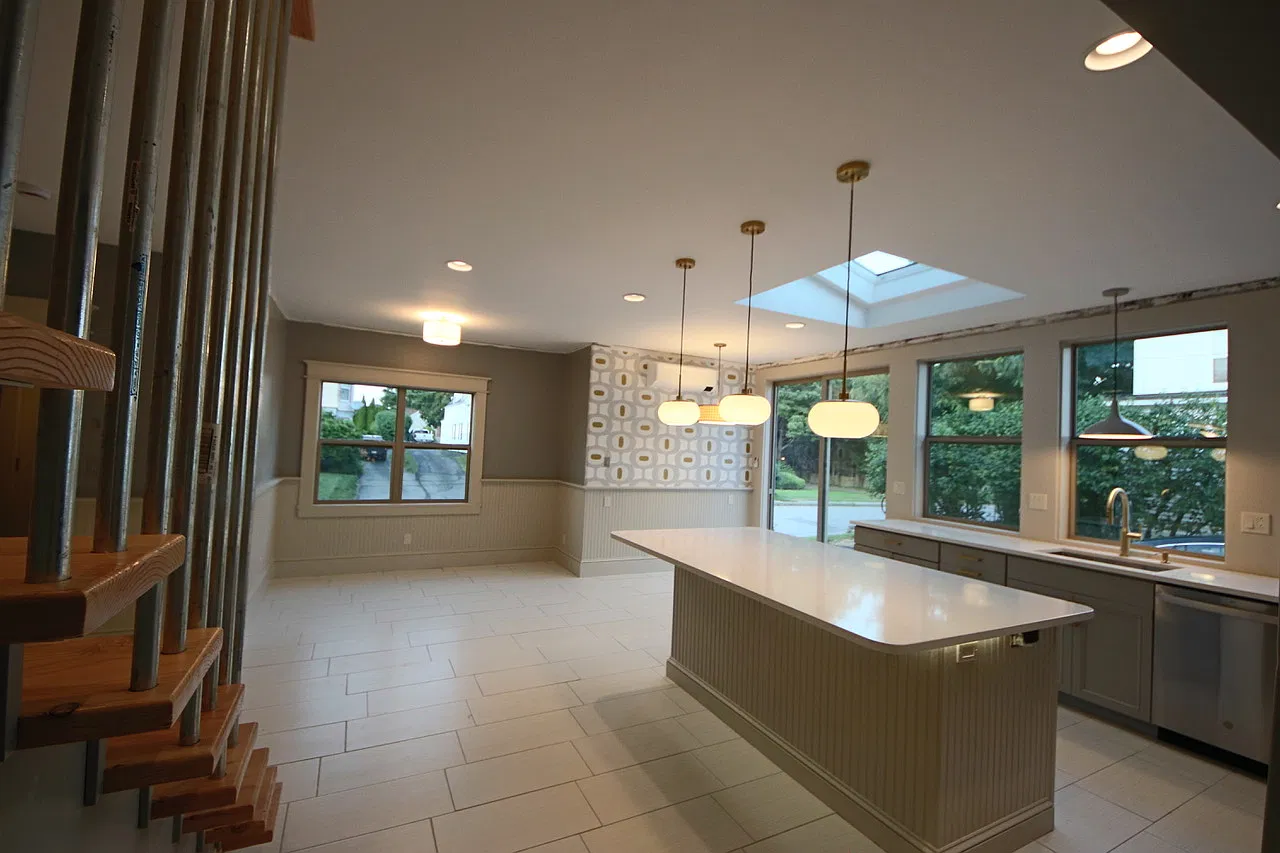 2 bed, 1280 sqft, $1,995 — Photo 3