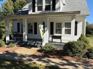 208 Prospect Rd, Hurt, VA 24563