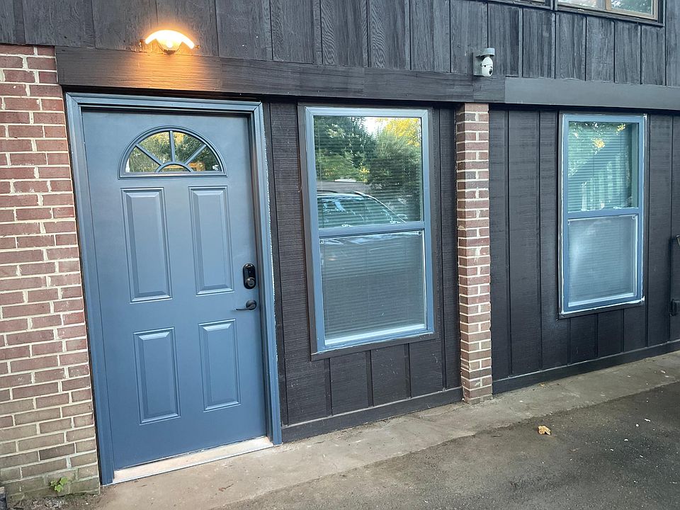 1st image of 4392 Ashgrove Dr