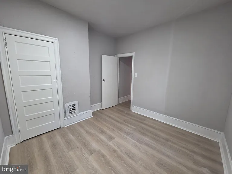 5137 Marion St — Photo 12