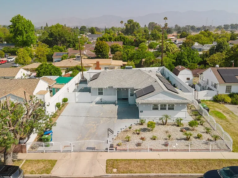 14761 Septo St — Photo 35