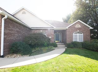 709 N Keystone Ct, Bloomington, IN 47408