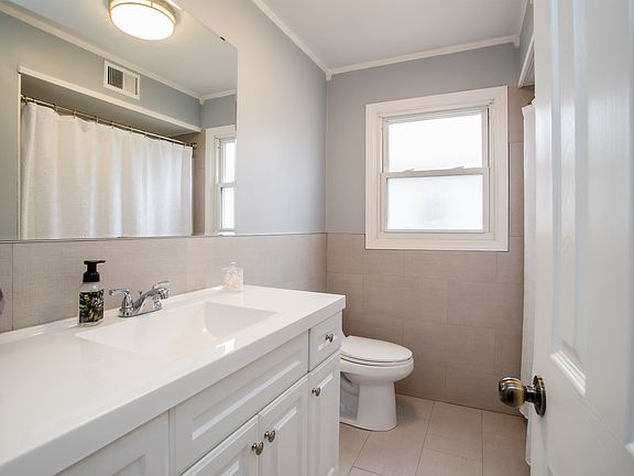 4th image of 9713 River St APT 2