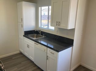 17568 Cameron Ln #7, Huntington Beach, CA 92647