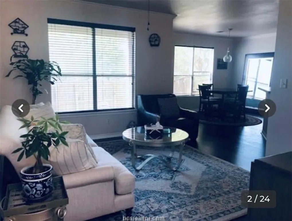 3 bed, 3.5 bath, 1590 sqft, $1,900 — Photo 2