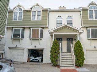 24 Miles Ave, Providence, RI 02906