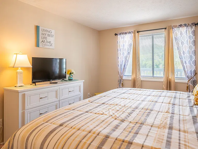 2303A Surfrider Cir — Photo 10