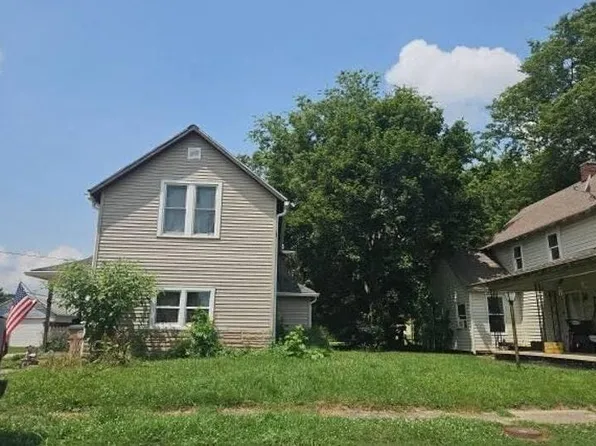 417 N West St, Winchester, IN 47394