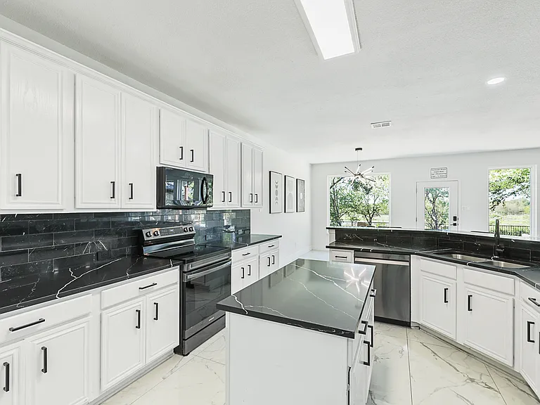 3805 Overlook Ct — Photo 28