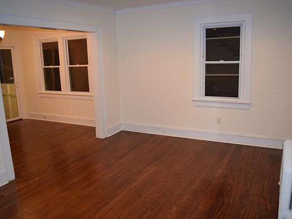 3rd image of 60 Tiona Ave