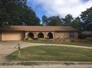 1201 E 10th St, Sand Springs, OK 74063