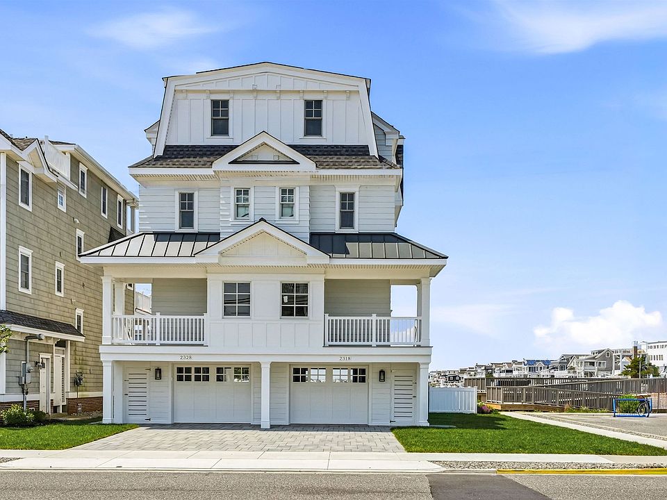1st image of 2318 Ocean Dr #2318