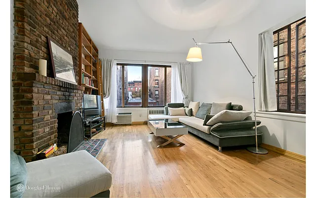 Rented by Douglas Elliman | media 19