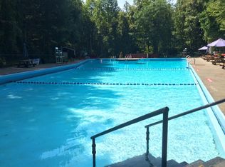 52 Floradan Rd, Putnam Valley, NY 10579