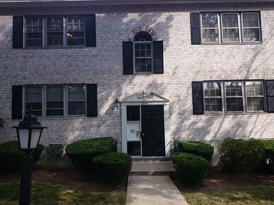 215 Lake Shore Rd APT 4, Brighton, MA, 02135