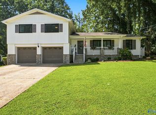2717 Mountain Park Cir NW, Huntsville, AL 35810