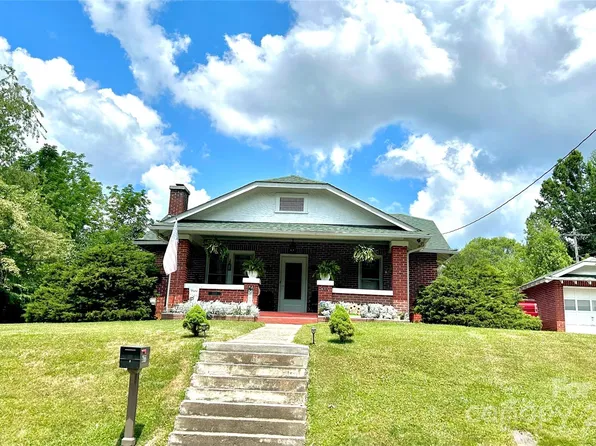 677 East St #2, Waynesville, NC 28786