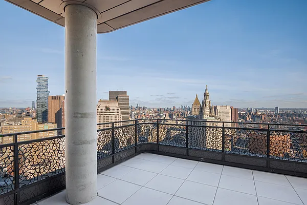 Rented by BARNES New York | media 12