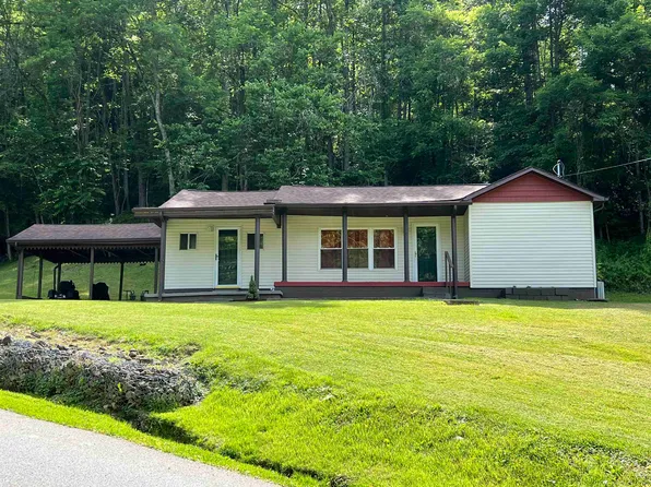 128 Genoa Hill Rd, Genoa, WV 25517