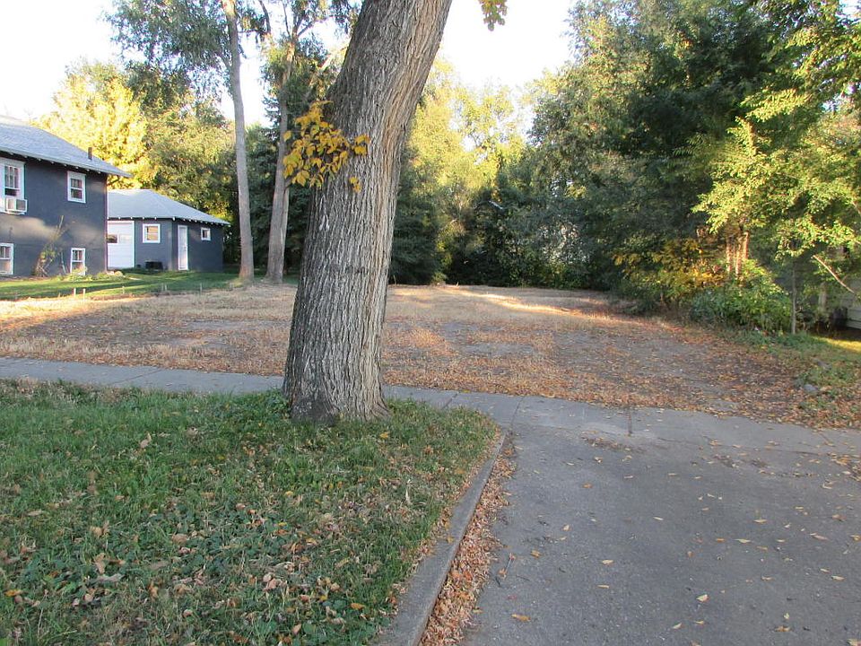 2nd image of 615 N 10th St