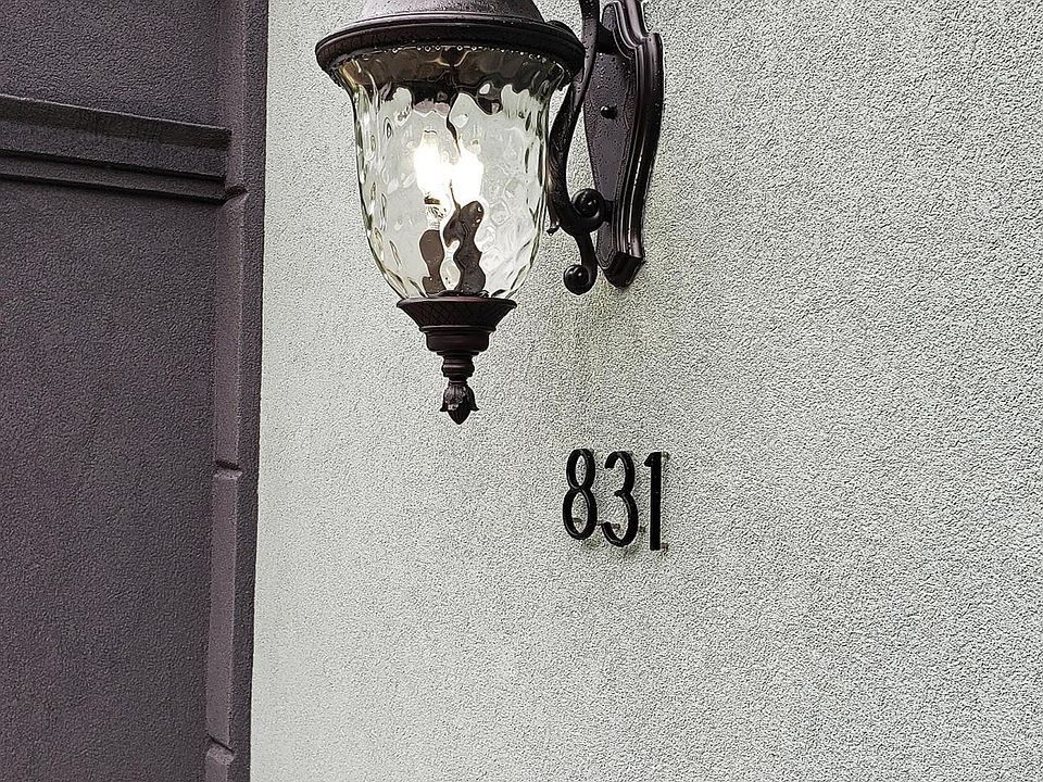 1st image of 831 De Leon St #202