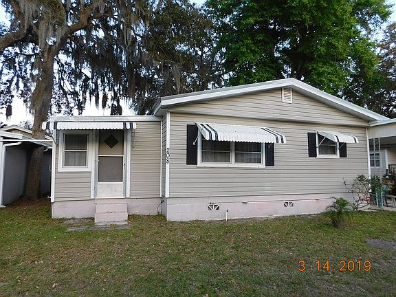 4th image of 208 Camellia Dr