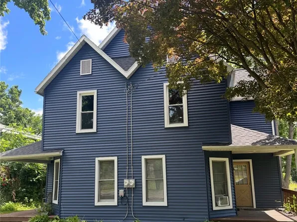 1116 Walnut St, Elmira, NY 14905