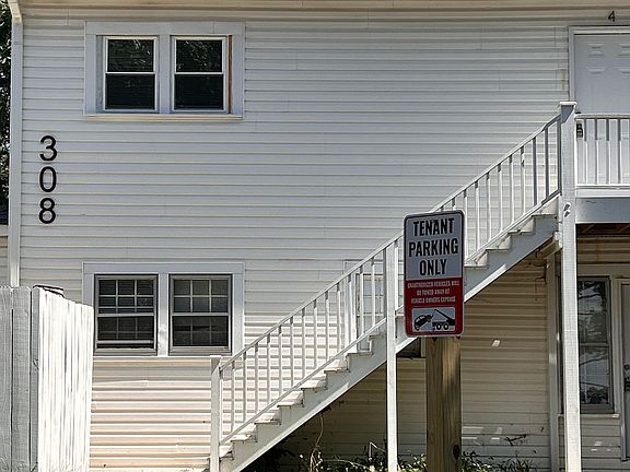 4th image of 308 W Kivett St APT 4