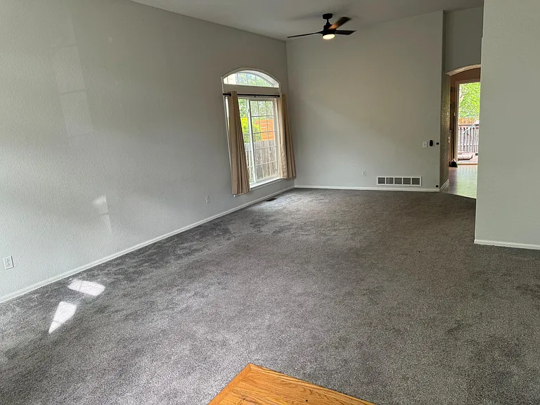 1408 Orchid Ct — Photo 3